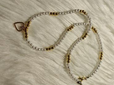 kette mit Herzanhänger