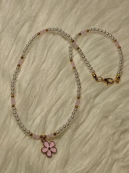 Kette mit Blume