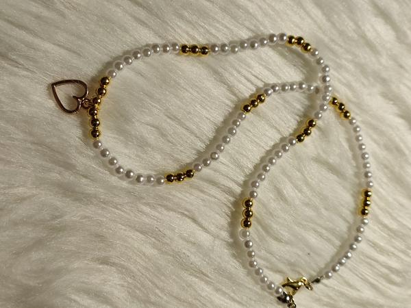 kette mit Herzanhänger